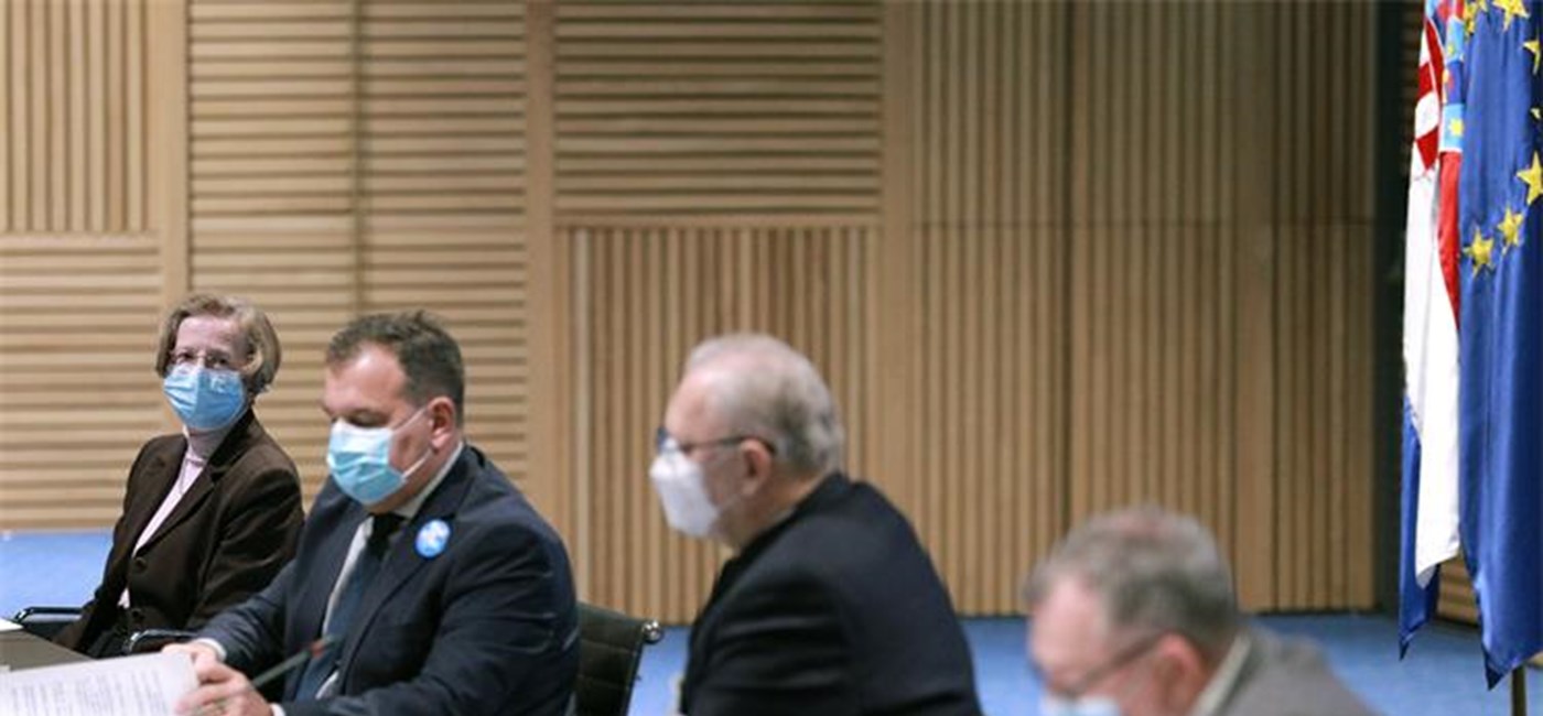 Nove mjere za ulazak u Hrvatsku iz država s novim sojem virusa